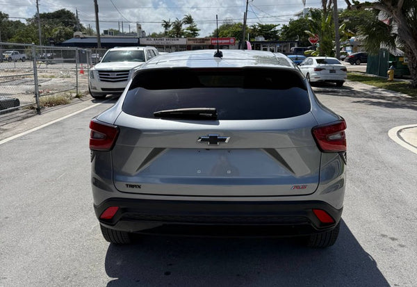 2024 Chevrolet Trax RS photo 8