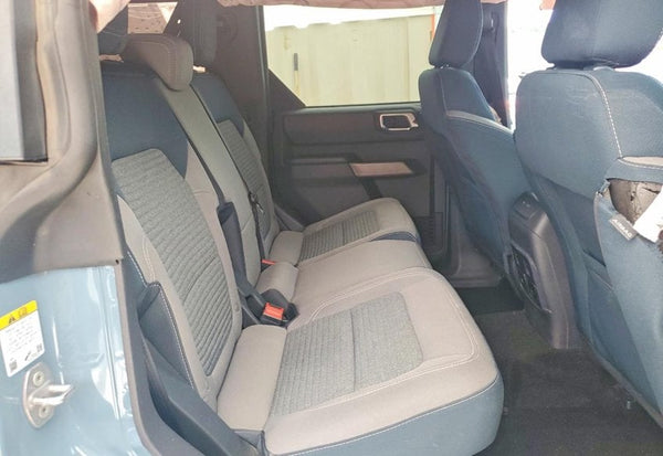 2022 Ford Bronco Base vehicle photo 11