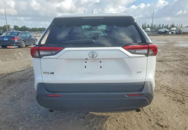 2024 Toyota RAV4 LE photo 6