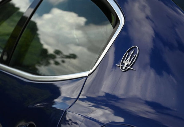 2016 Maserati Ghibli Base vehicle photo 8