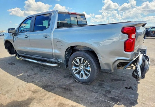2023 Chevrolet Silverado 1500 RST photo 3