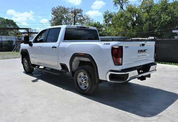 2023 GMC Sierra 2500HD Pro photo 3