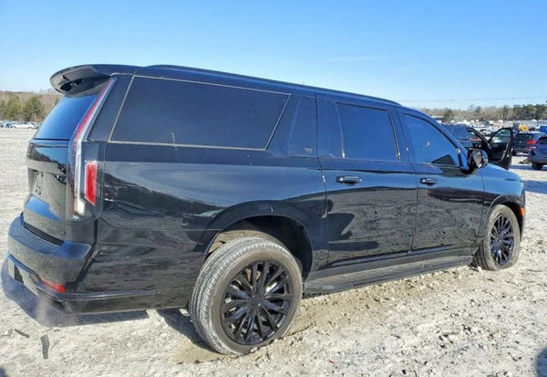 2022 Cadillac Escalade ESV Luxury photo 3