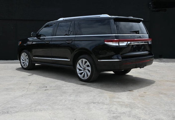 2024 Lincoln Navigator L Premiere photo 3
