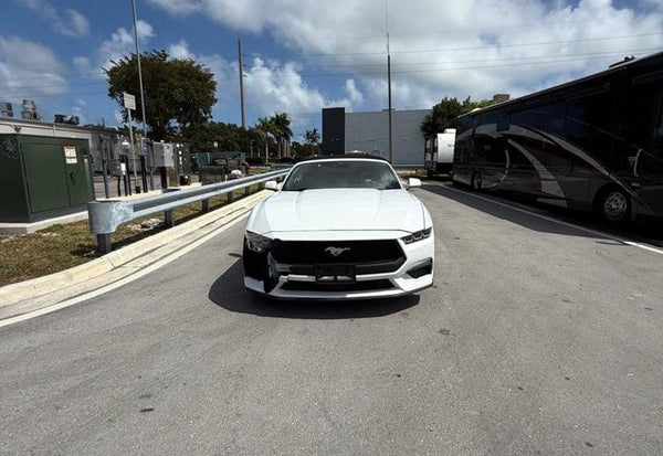 2024 Ford Mustang EcoBoost photo 7