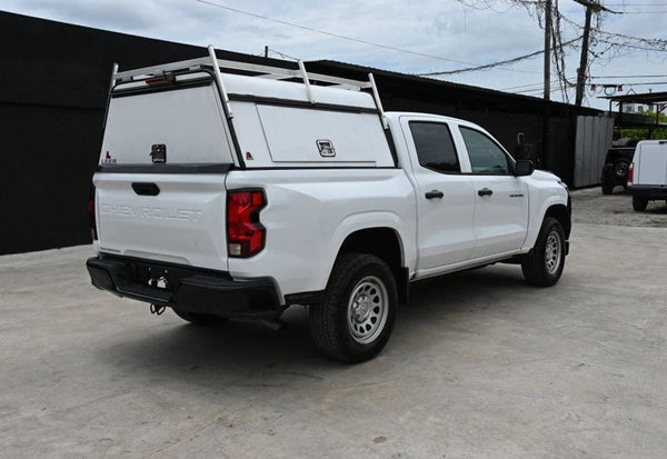 2023 Chevrolet Colorado Work Truck photo 3