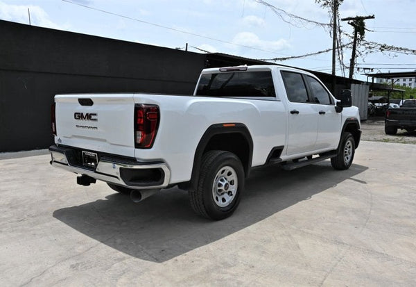 2024 GMC Sierra 2500HD Pro photo 3