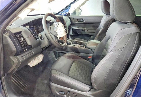 2026 Nissan Pathfinder SV vehicle photo 8