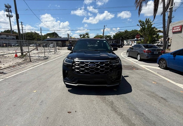2025 Ford Explorer Platinum photo 7