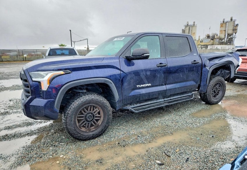 2022 Toyota Tundra SR5