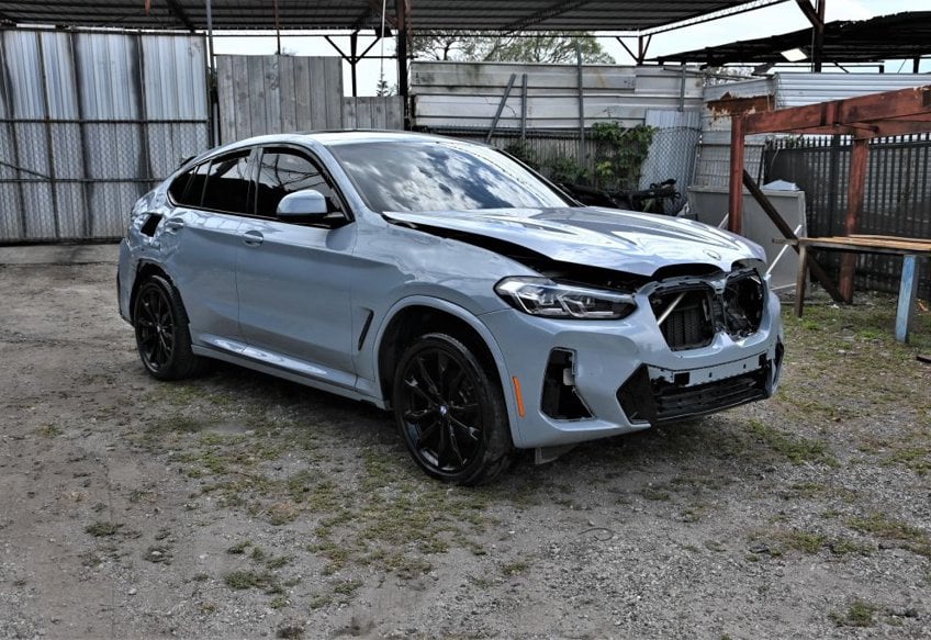 2024 BMW X4 xDrive30i