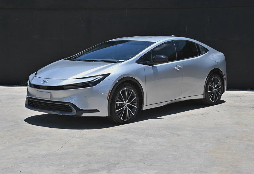 2024 Toyota Prius XLE main vehicle photo