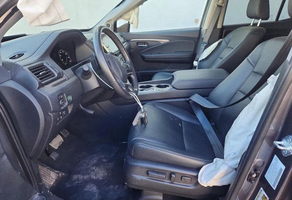 2025 Honda Ridgeline RTL Pickup 4D 5 ft vehicle photo 8
