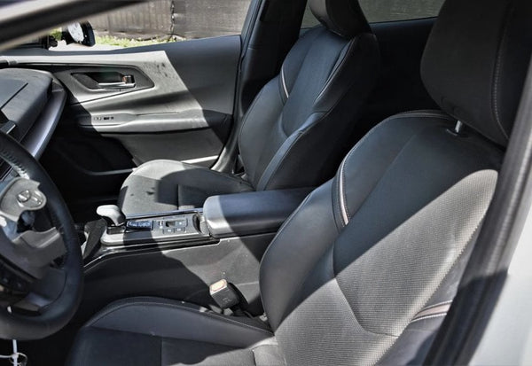 2023 Toyota Prius XLE photo 10