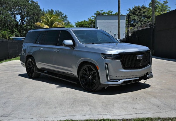 2024 Cadillac Escalade ESV Sport photo 2