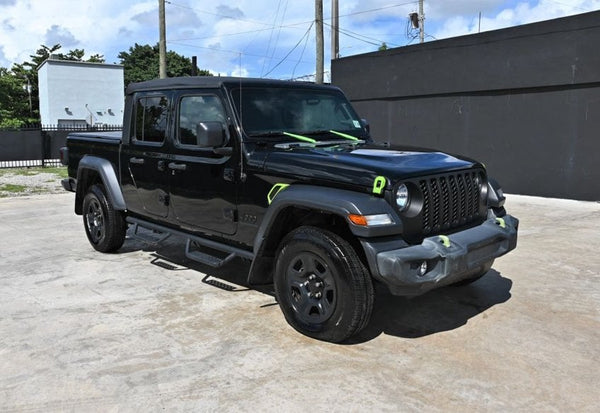2021 Jeep Gladiator Sport Pickup 4D 5 ft