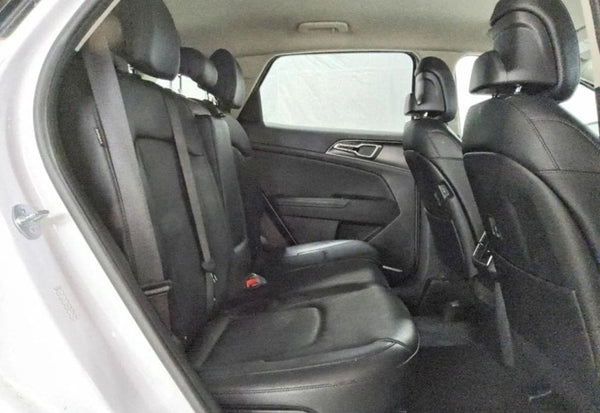 2024 Kia Sportage EX vehicle photo 10