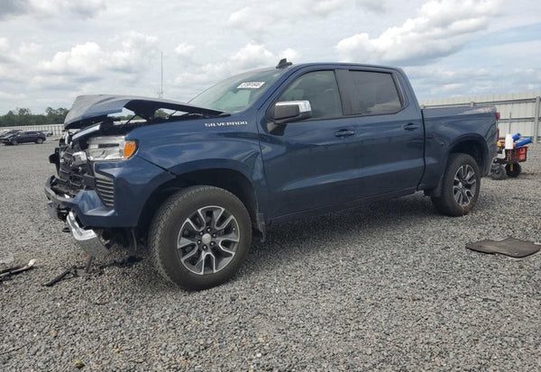 2022 Chevrolet Silverado 1500 LT vehicle photo 1