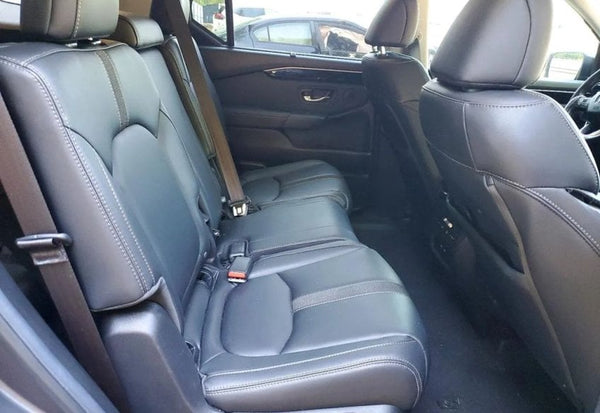 2025 Honda Pilot Touring vehicle photo 10