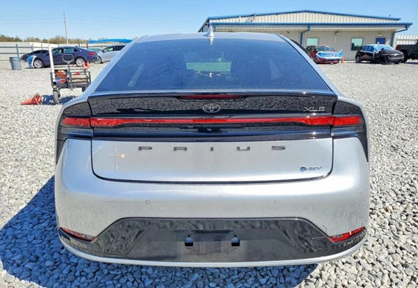 2024 Toyota Prius photo 6