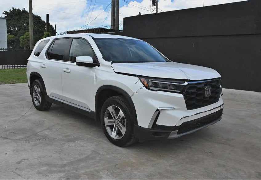 2025 Honda Pilot EX-L main vehicle photo