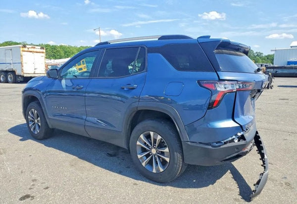 2025 Chevrolet Equinox LT photo 4
