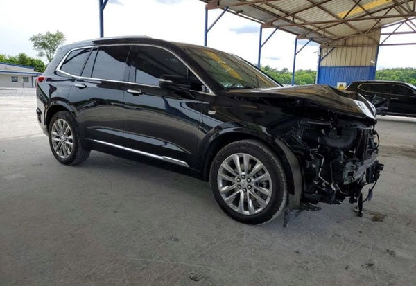 2022 Cadillac XT6 Premium Luxury Sport Utility 4D vehicle photo 2