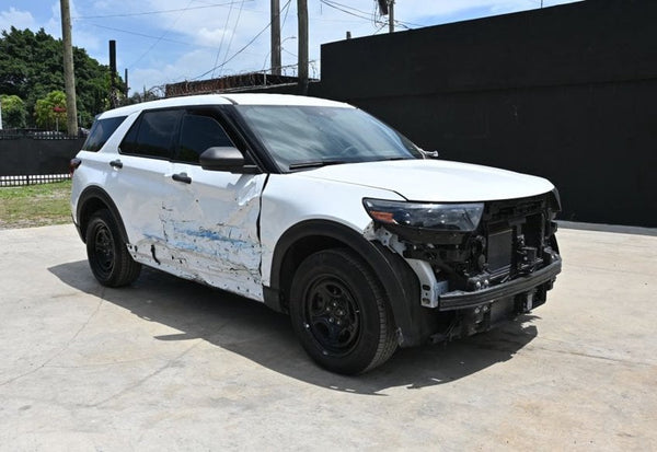 2025 Ford Explorer Hybrid Police Interceptor Utility vehicle photo 2