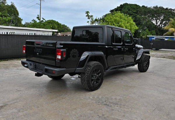 2022 Jeep Gladiator Sport photo 3