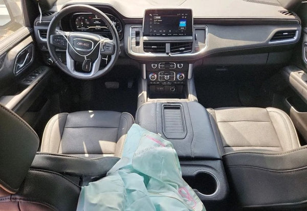 2022 GMC Yukon XL SLT vehicle photo 8