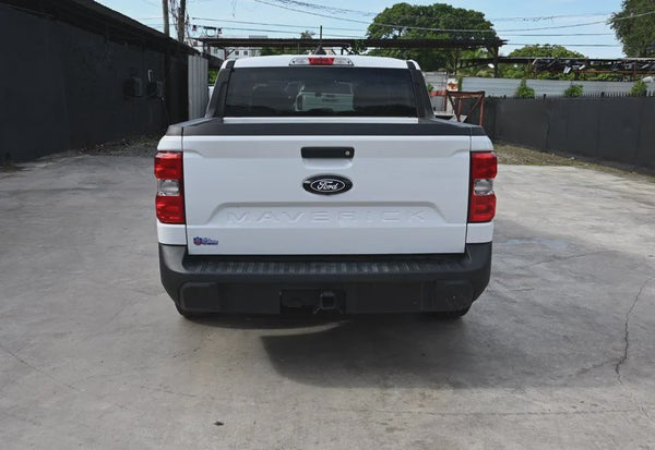 2025 Ford Maverick XL vehicle photo 4