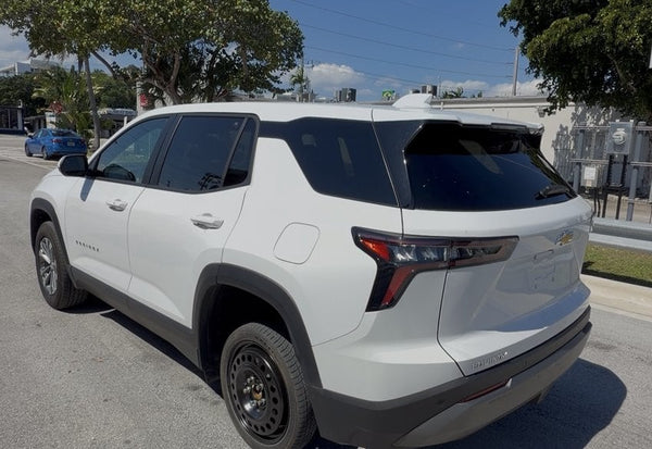 2025 Chevrolet Equinox LT vehicle photo 3