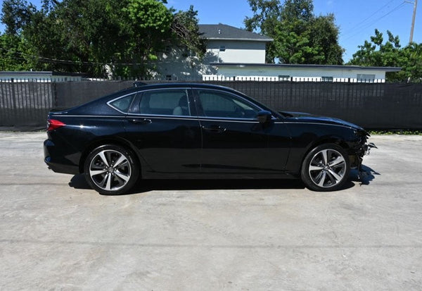 2025 Acura TLX w/Tech vehicle photo 6