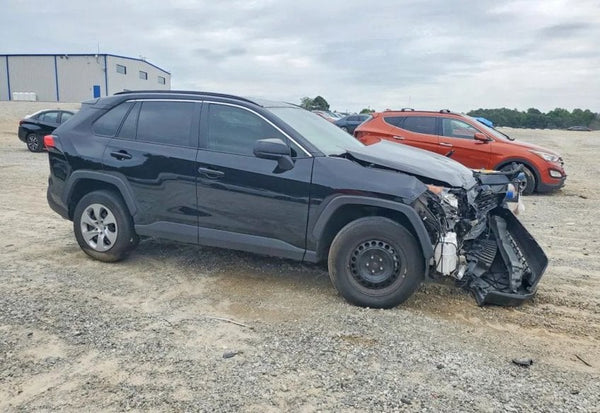 2020 Toyota RAV4 LE photo 2