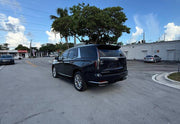 2023 Cadillac Escalade Premium Luxury thumbnail 3