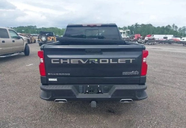 2023 Chevrolet Silverado 1500 High Country photo 6