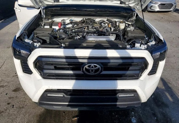 2025 Toyota Tacoma SR5 photo 11