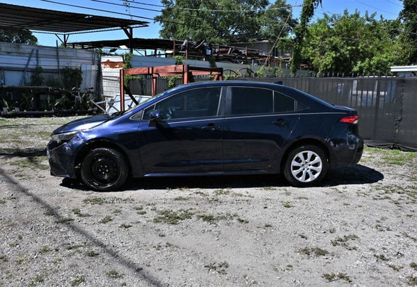 2024 Toyota Corolla LE photo 6