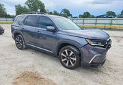 2025 Honda Pilot Touring thumbnail 1