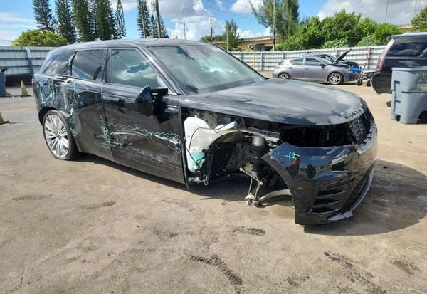 2022 Land Rover Range Rover Velar P250 R-Dynamic S photo 2