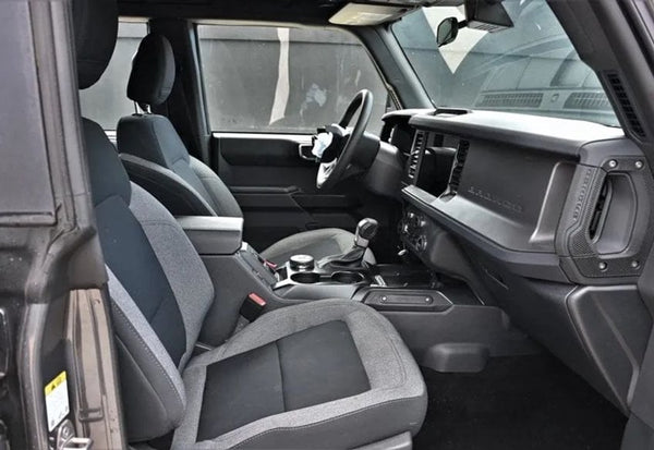 2025 Ford Bronco Base vehicle photo 11