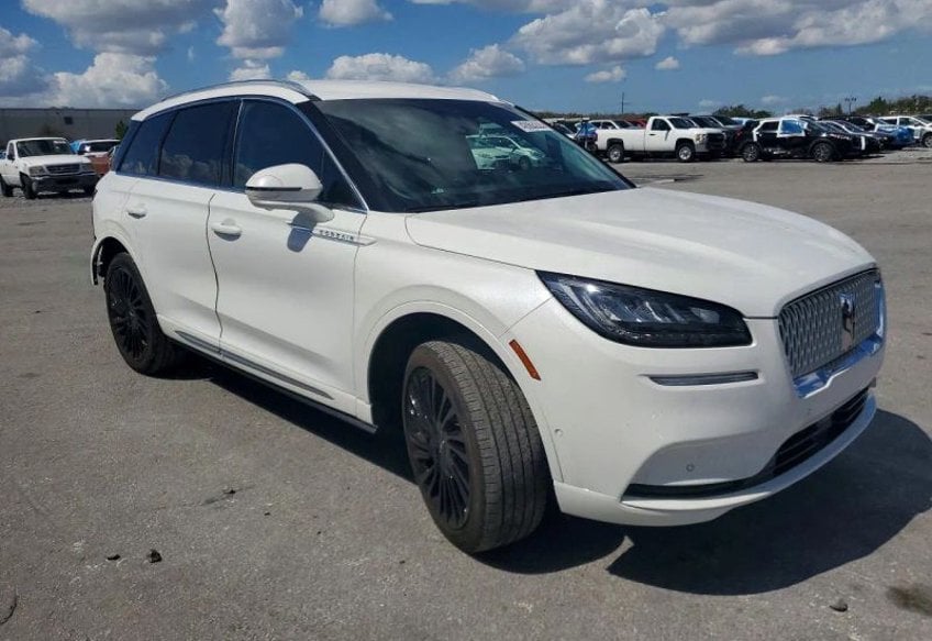 2022 Lincoln Corsair Reserve Sport Utility 4D main vehicle photo