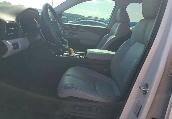 2025 Honda Pilot Touring vehicle photo 7