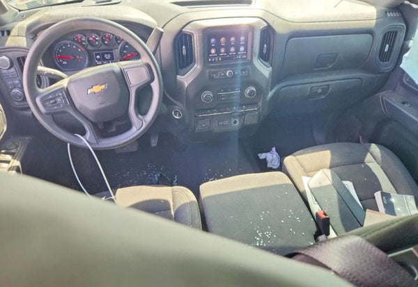 2024 Chevrolet Silverado 2500HD Custom vehicle photo 9