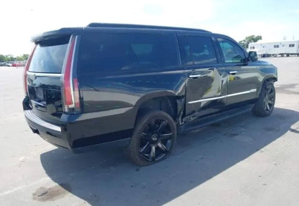 2019 Cadillac Escalade ESV Premium Luxury vehicle photo 4