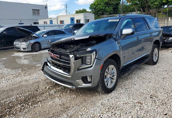 2023 GMC Yukon SLT vehicle photo 1