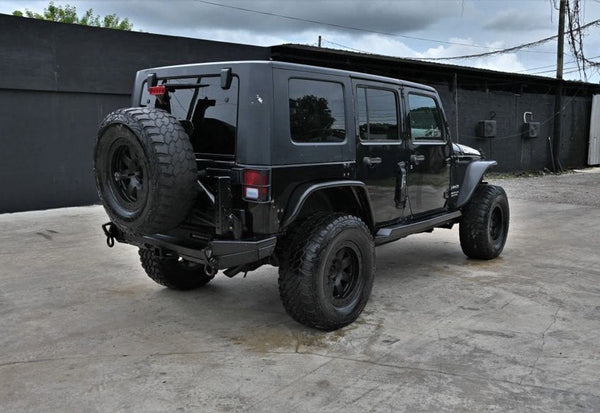2017 Jeep Wrangler Unlimited Sport vehicle photo 3
