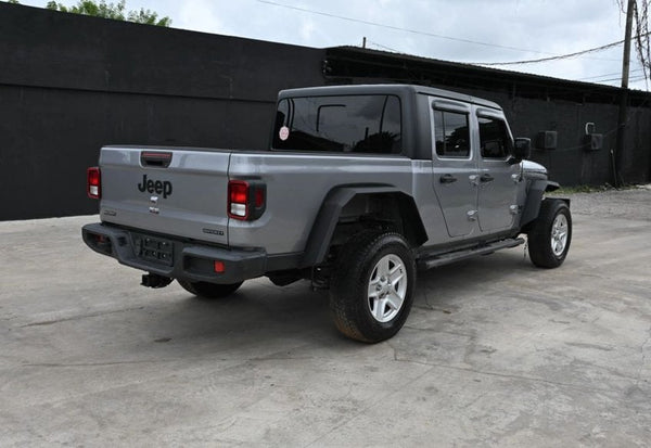 2020 Jeep Gladiator Sport S vehicle photo 4