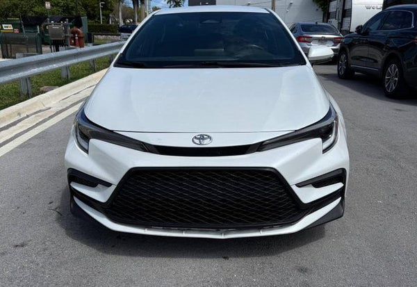 2023 Toyota Corolla SE photo 7