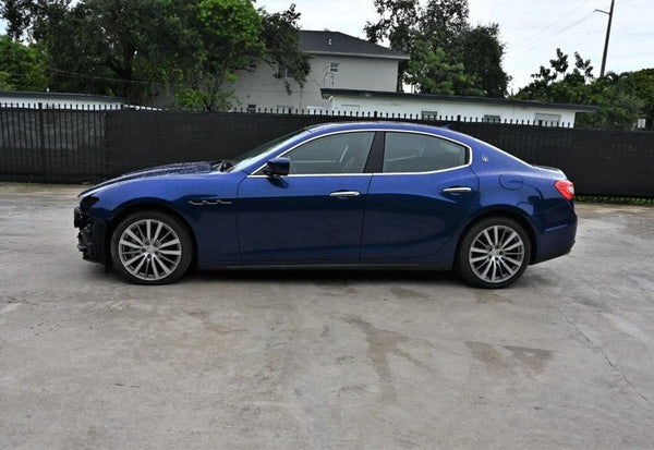 2016 Maserati Ghibli Base vehicle photo 6